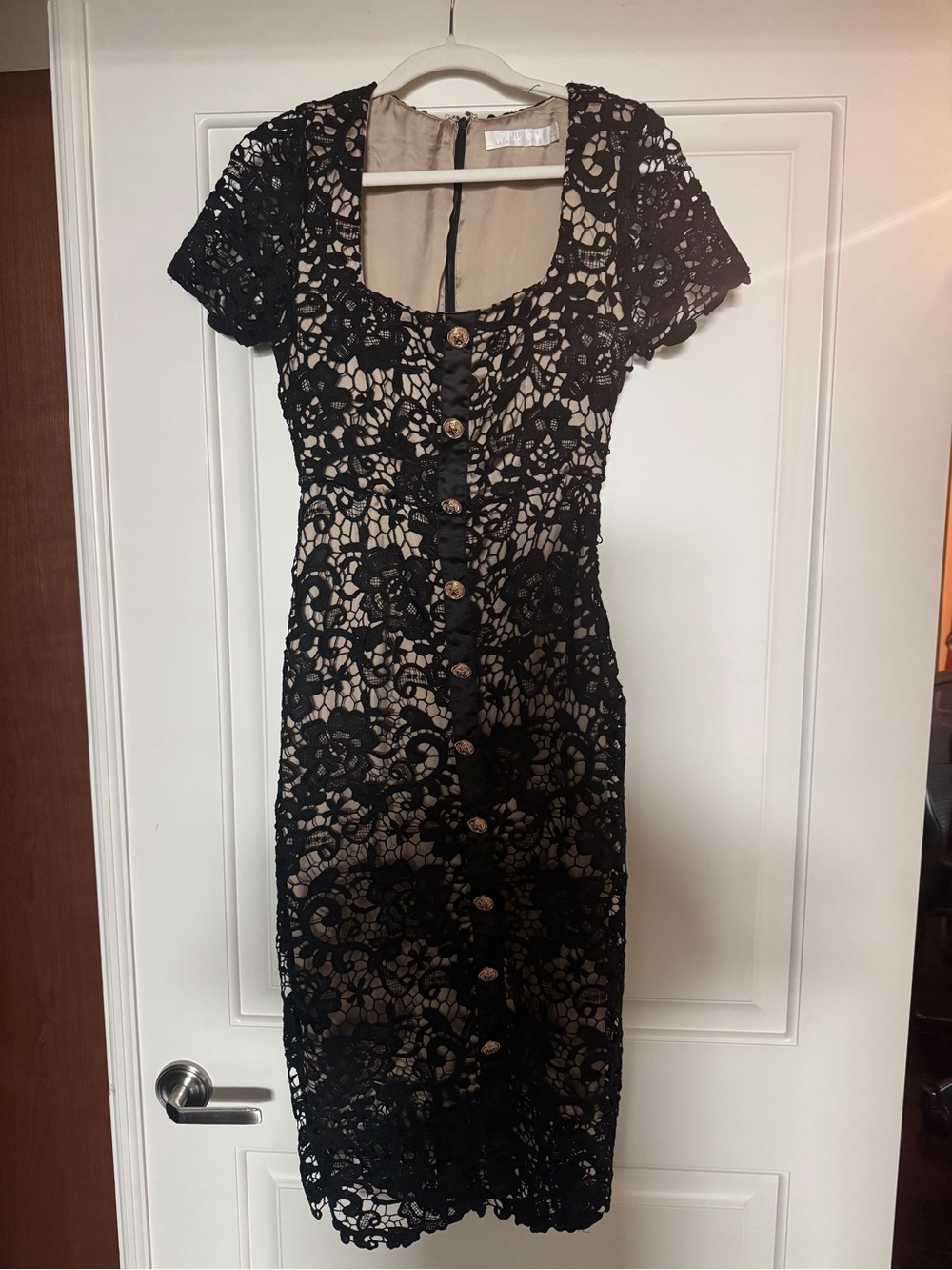 Rachel Parcell Black Lace Overlay Dress with Nude Lining size 4